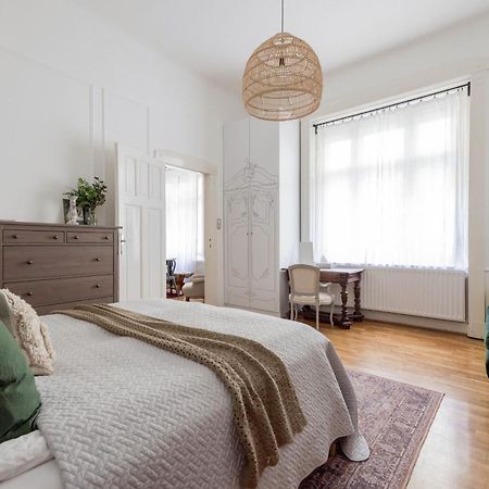 Charming And Unique Apartment With Balcony By The Great Synagogue 부다페스트 외부 사진