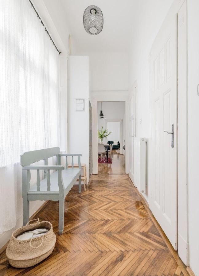 Charming And Unique Apartment With Balcony By The Great Synagogue 부다페스트 외부 사진