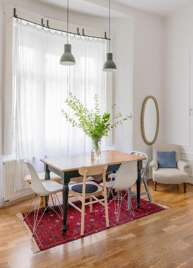 Charming And Unique Apartment With Balcony By The Great Synagogue 부다페스트 외부 사진