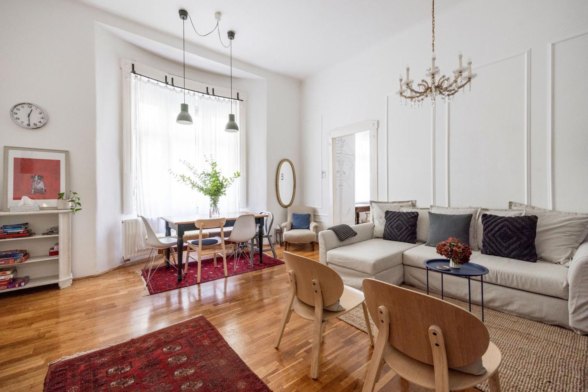 Charming And Unique Apartment With Balcony By The Great Synagogue 부다페스트 외부 사진