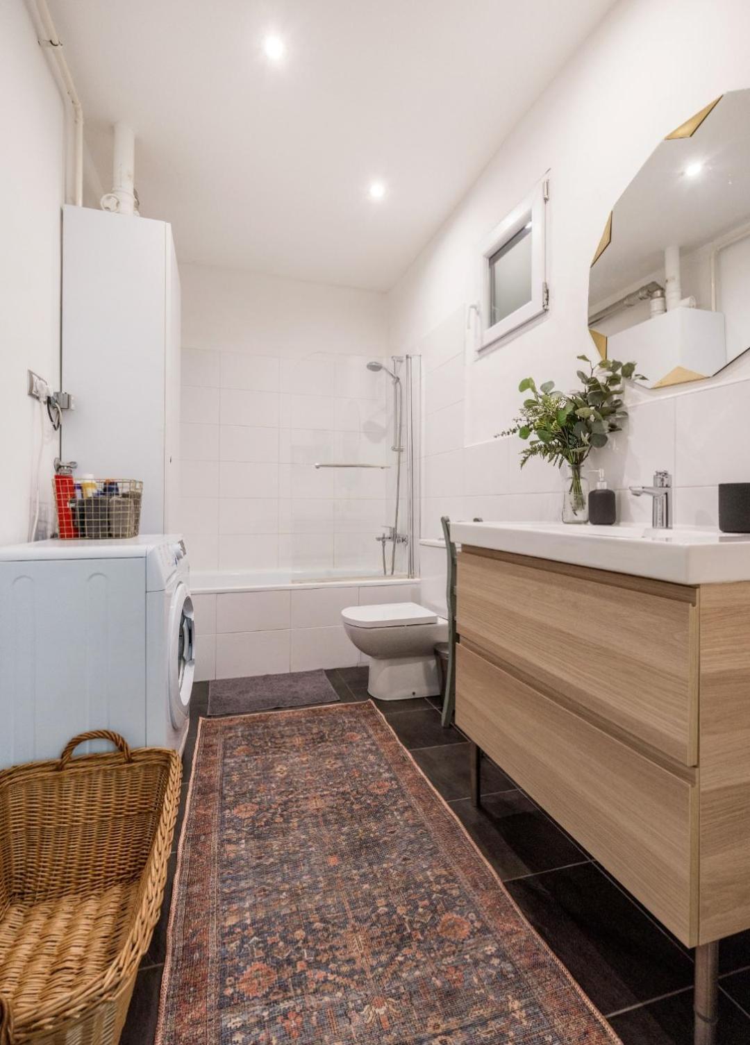 Charming And Unique Apartment With Balcony By The Great Synagogue 부다페스트 외부 사진